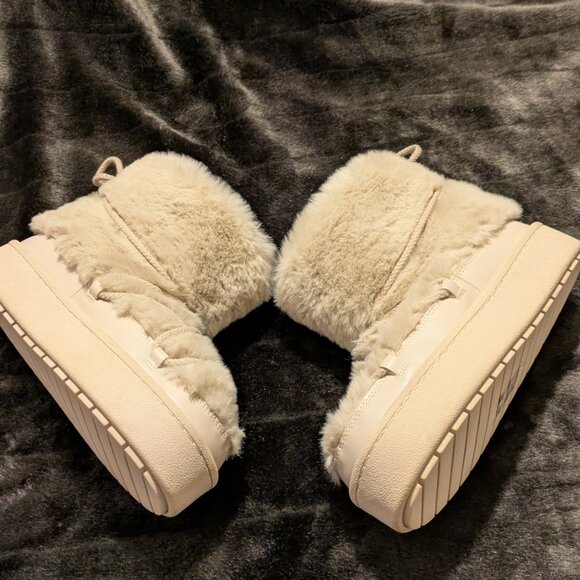 Creme beige faux fur women's strappy ties ankle boot,size8 - Picture 6 of 6